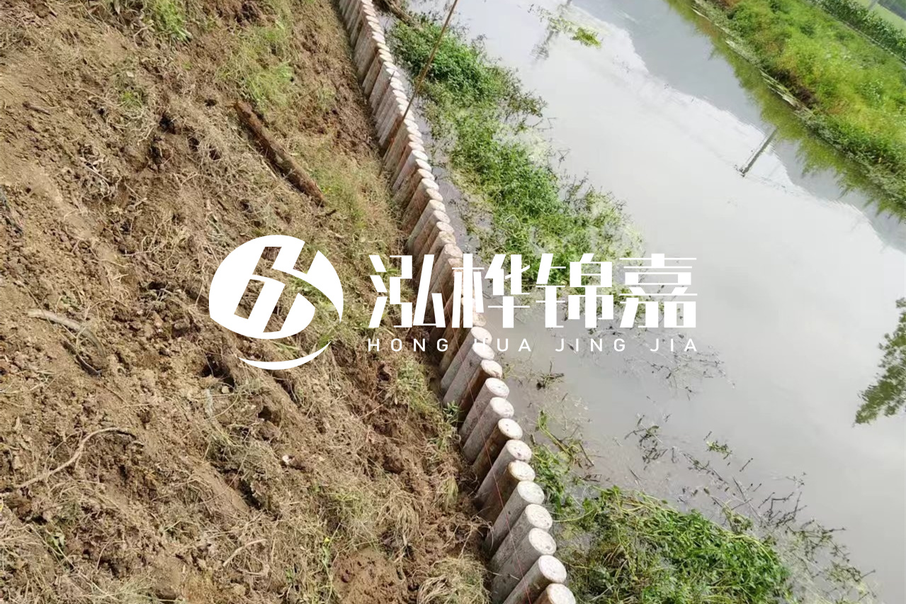 仿木樁施工前注意事項(xiàng)-水泥樁打樁機(jī)是怎么打樁的？