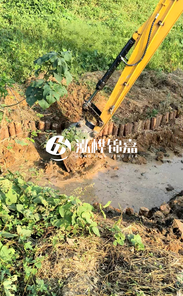 德州河道清淤專業(yè)施工-打完松木樁后為何需要立即清理淤泥？