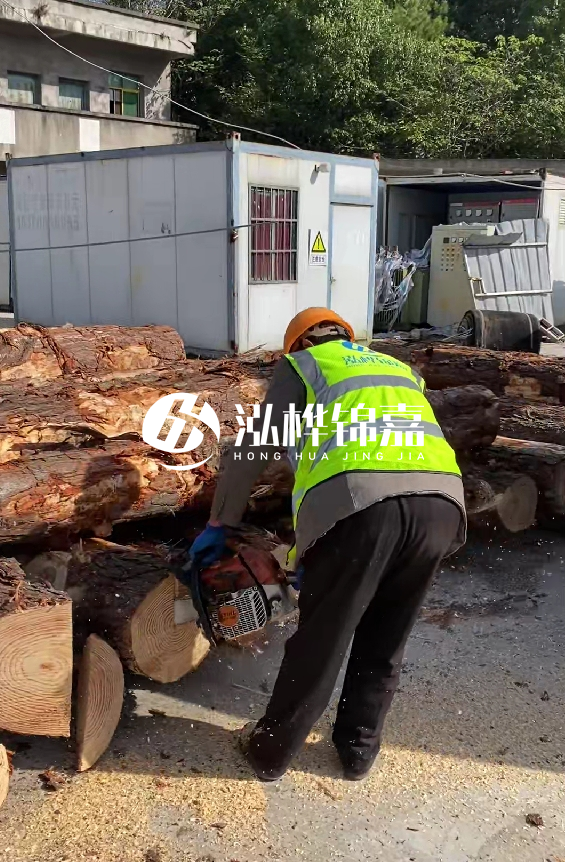 湖北有打樁木源頭工廠嗎？4米8公分松木樁多少錢一根？