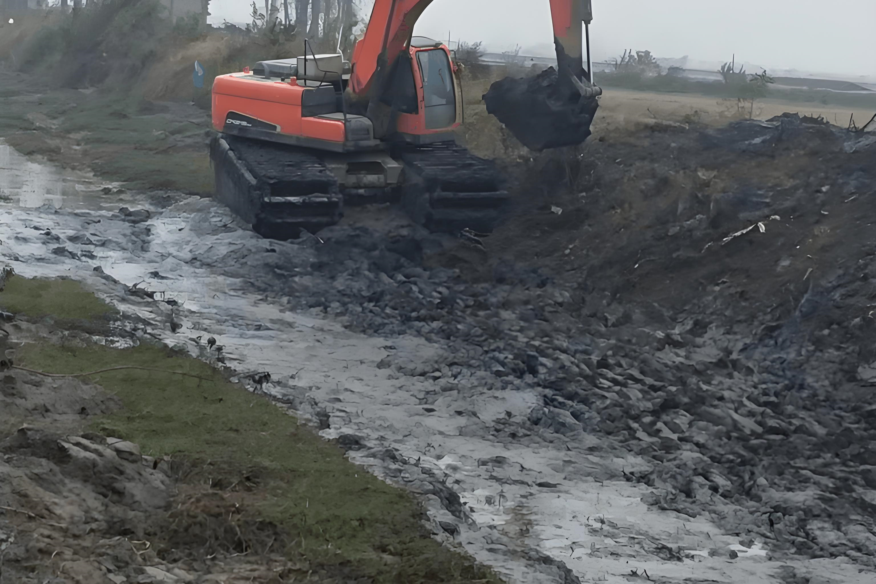 廣東湛江挖機(jī)清淤施工隊-挖機(jī)清淤能在水下作業(yè)嗎？?