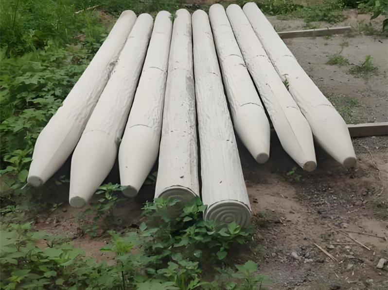 水泥樁批發(fā)廠家泓樺錦嘉-水泥仿木樁的耐腐蝕性如何？