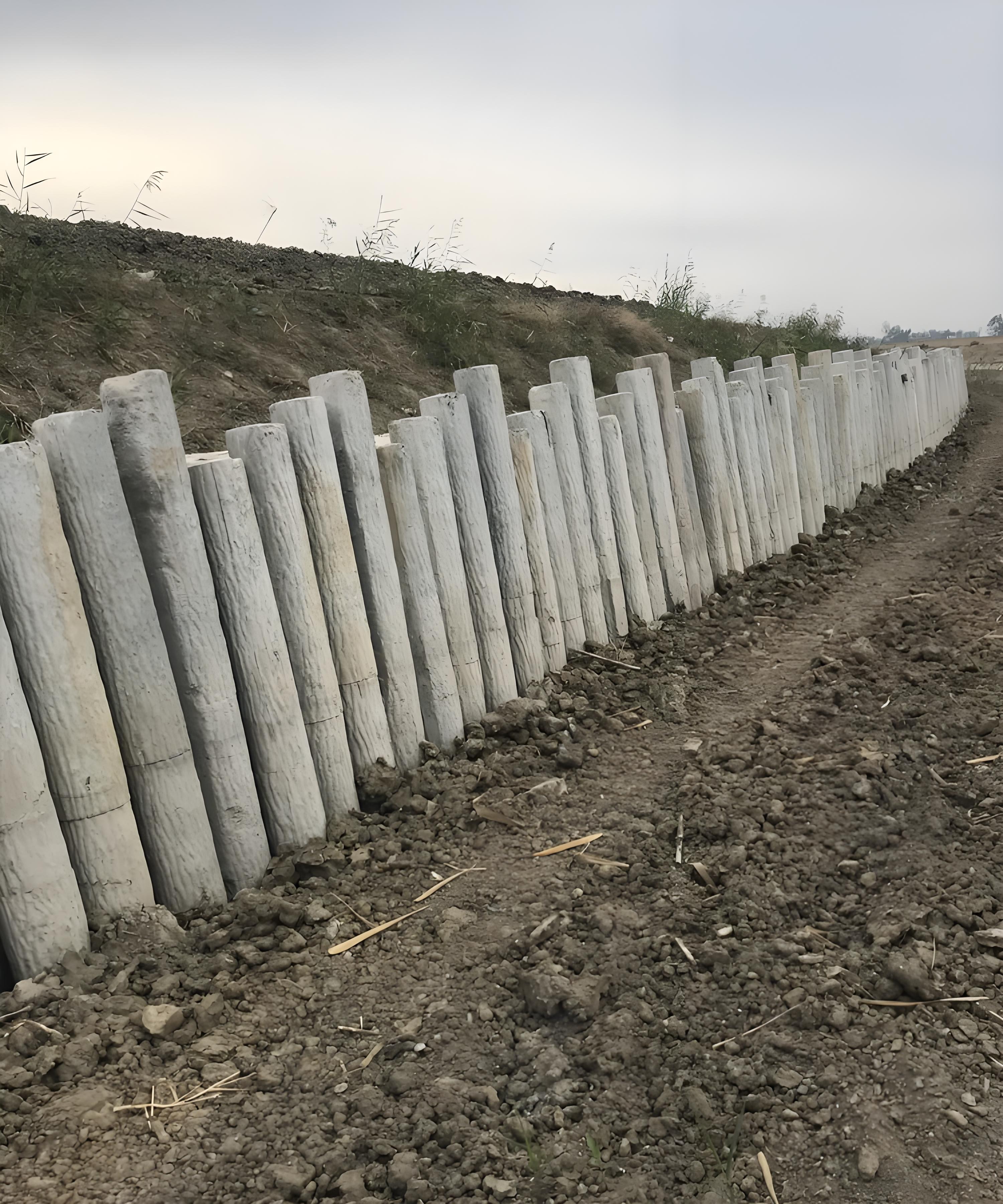 水泥樁批發(fā)廠家泓樺錦嘉-混凝土圓樁施工的配筋要求是什么？