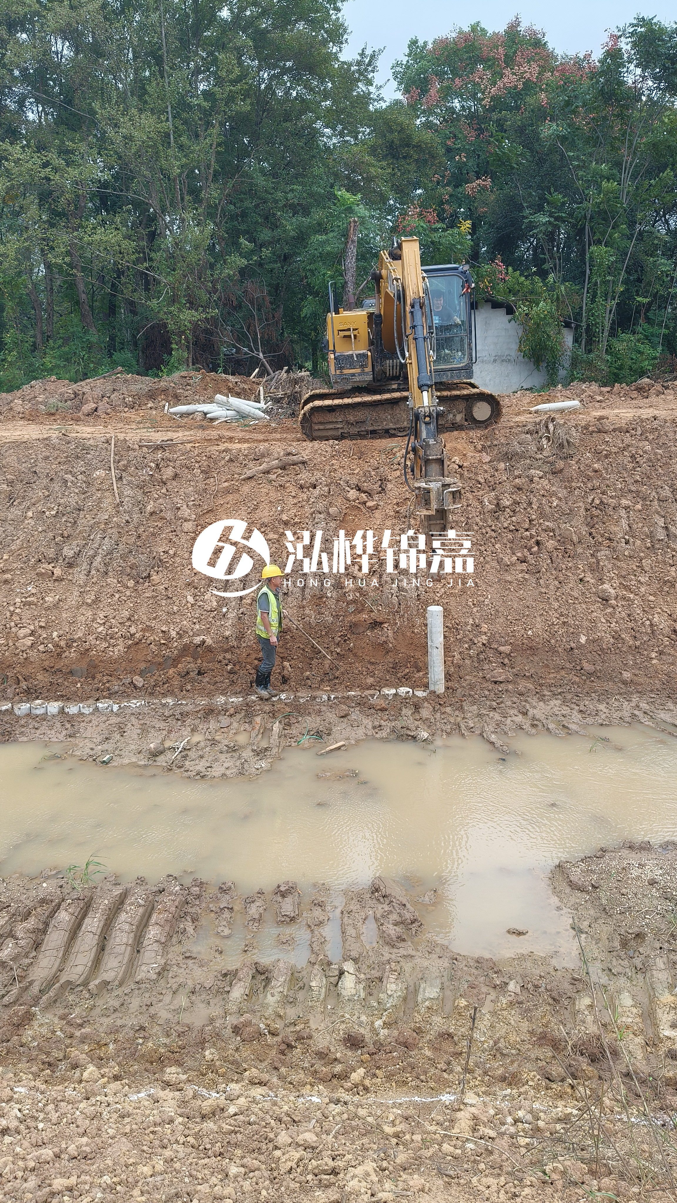 水泥仿木樁施工隊泓樺錦嘉 - 購買水泥仿木樁包安裝嗎？