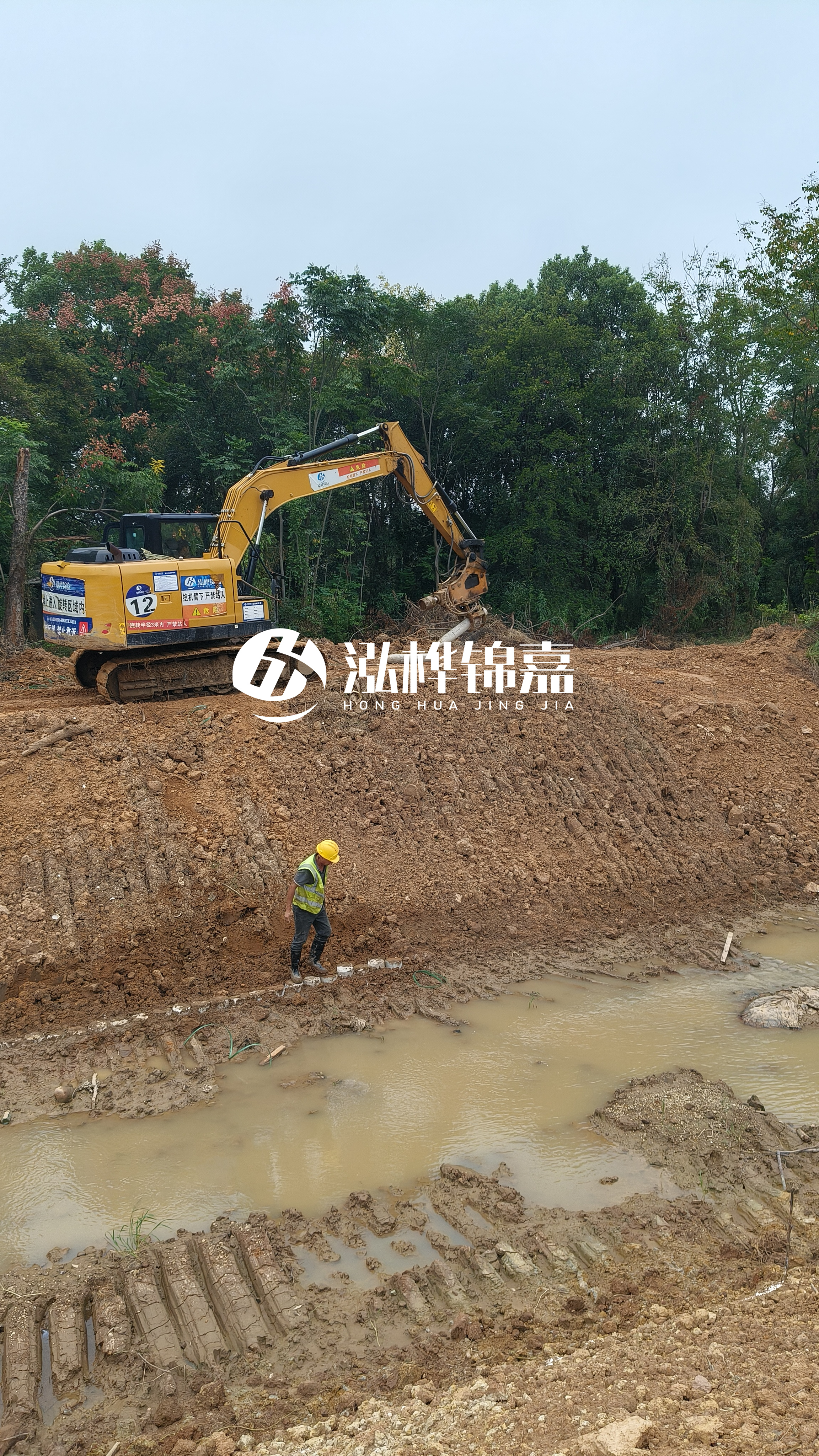 水泥仿木樁施工隊泓樺錦嘉 - 公園景觀用的水泥仿木樁一般選什么規(guī)格？