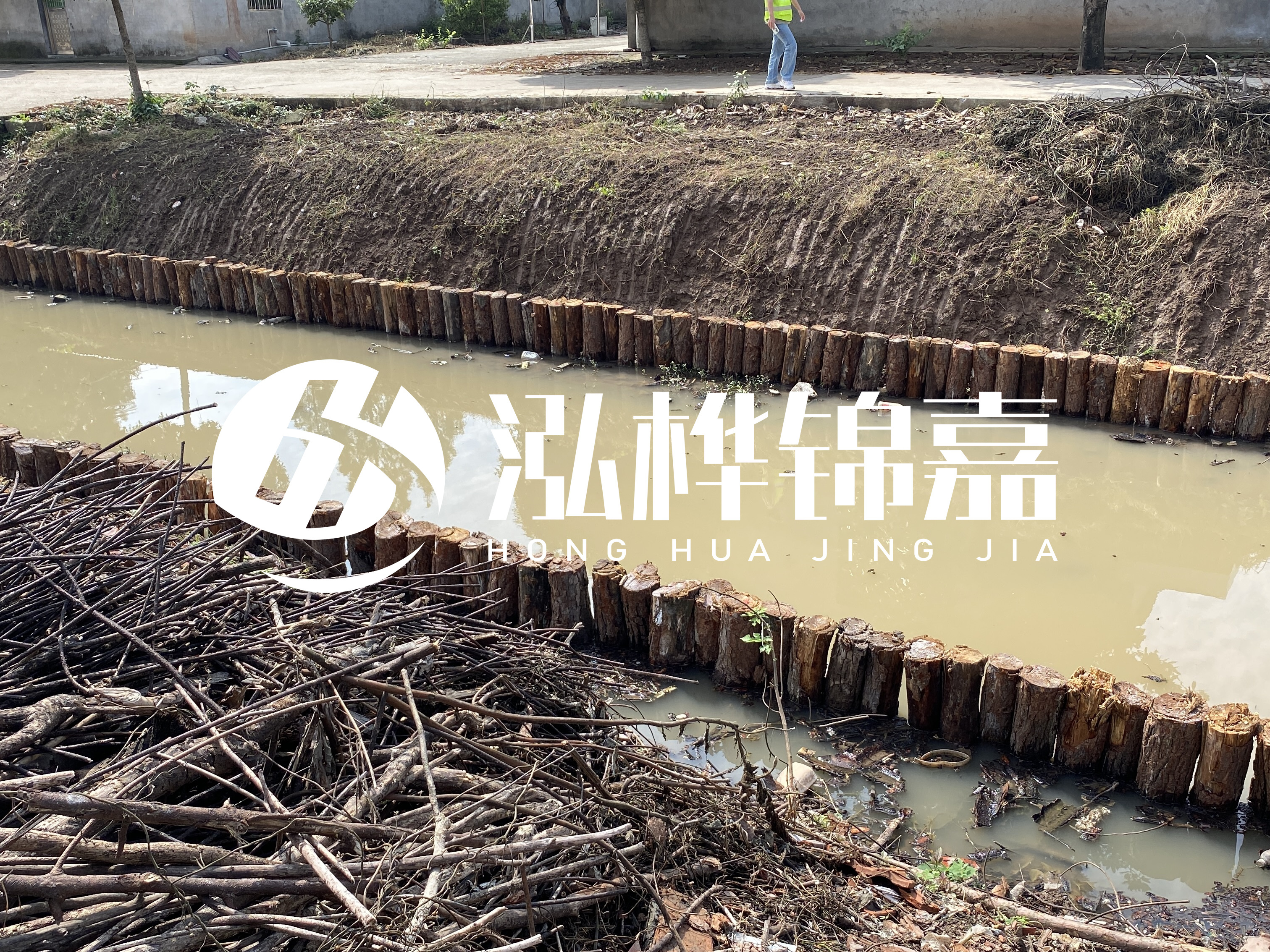 松木樁施工隊泓樺錦嘉-杉木樁和松木樁哪個更耐腐蝕？